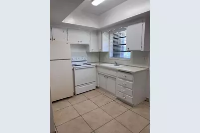 890 NW 39th Street #2, Fort Lauderdale, FL 33309 - Photo 3