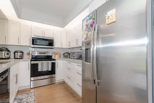 701 SW 128th Ave, Pembroke Pines, FL 33027 - Photo 3