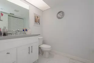 701 SW 128th Ave, Pembroke Pines, FL 33027 - Photo 17