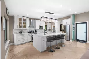 2829 NE 17th Ave, Wilton Manors, FL 33334 - Photo 11