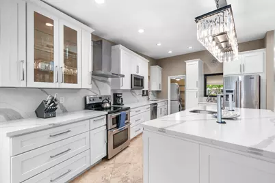 2829 NE 17th Avenue, Wilton Manors, FL 33334 - Photo 9