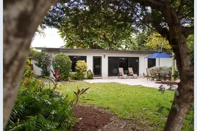 2829 NE 17th Avenue, Wilton Manors, FL 33334 - Photo 5