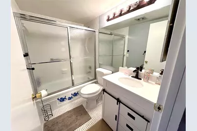 4046 Guildford #4046, Boca Raton, FL 33434 - Photo 13