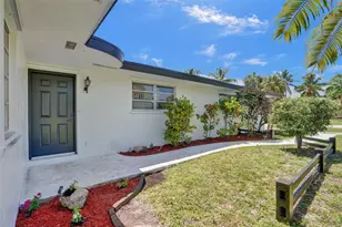 4017 NE 18th Ave, Oakland Park, FL 33334 - Photo 3
