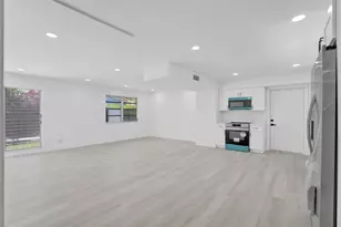 4017 NE 18th Ave, Oakland Park, FL 33334 - Photo 19