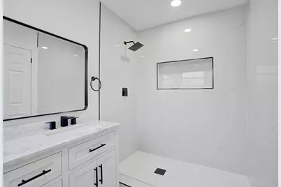 4017 NE 18th Avenue, Oakland Park, FL 33334 - Photo 11