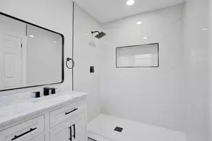 4017 NE 18th Ave, Oakland Park, FL 33334 - Photo 11