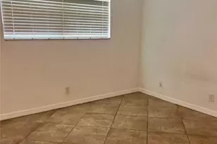 4000 N 37th Ave, Hollywood, FL 33021 - Photo 11