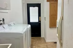 4000 N 37th Ave, Hollywood, FL 33021 - Photo 13