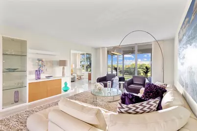 555 Oaks Lane #504, Pompano Beach, FL 33069 - Photo 3