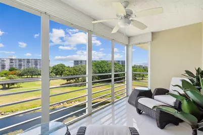 555 Oaks Lane #504, Pompano Beach, FL 33069 - Photo 21