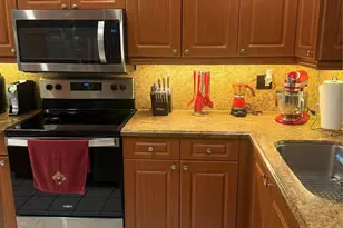 7081 Woodmont Way, Tamarac, FL 33321 - Photo 5