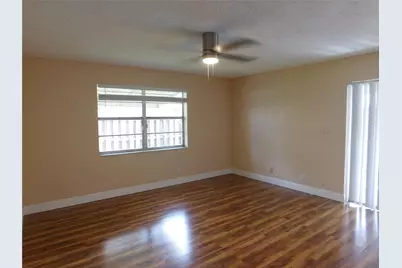 836 SW 80th Avenue, North Lauderdale, FL 33068 - Photo 25