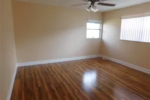 836 SW 80th Ave, North Lauderdale, FL 33068 - Photo 13