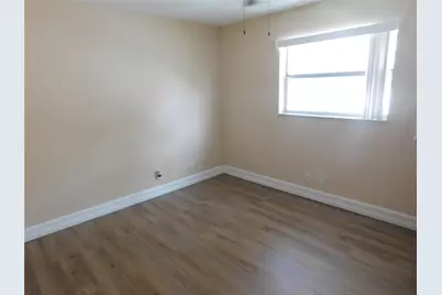 836 SW 80th Avenue, North Lauderdale, FL 33068 - Photo 7