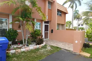 836 SW 80th Ave, North Lauderdale, FL 33068 - Photo 3