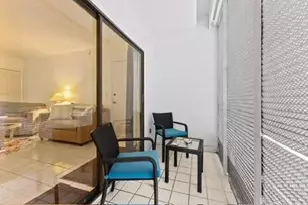 120 Cypress Club Dr, Pompano Beach, FL 33060 - Photo 5