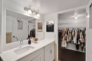 20065 NE 3rd Ct, Miami, FL 33179 - Photo 11