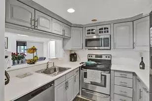 20065 NE 3rd Ct, Miami, FL 33179 - Photo 27