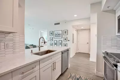 700 E Boynton Beach Boulevard #406, Boynton Beach, FL 33435 - Photo 9