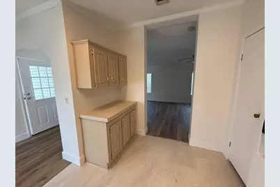 8648 SW 16th Place, Davie, FL 33324 - Photo 3