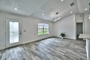 2273 SW Phyllis Ln, Port Saint Lucie, FL 34953 - Photo 5