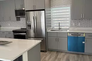 2273 SW Phyllis Ln, Port Saint Lucie, FL 34953 - Photo 7