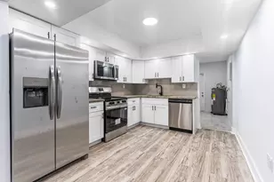 6540 SW 8th St, North Lauderdale, FL 33068 - Photo 27