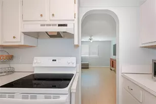 1821 NE 62nd St, Fort Lauderdale, FL 33308 - Photo 9