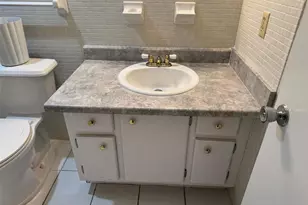 1821 NE 62nd St, Fort Lauderdale, FL 33308 - Photo 23