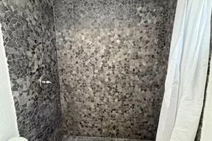 2213 Lincoln St, Hollywood, FL 33020 - Photo 9