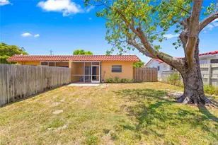 697 Ipswich St, Boca Raton, FL 33487 - Photo 21