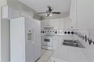 697 Ipswich St, Boca Raton, FL 33487 - Photo 15