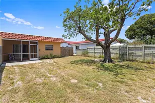 697 Ipswich St, Boca Raton, FL 33487 - Photo 13