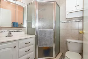 5003 NW 35th St, Lauderdale Lakes, FL 33319 - Photo 17