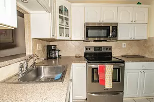 5003 NW 35th St, Lauderdale Lakes, FL 33319 - Photo 5