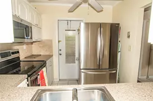 5003 NW 35th St, Lauderdale Lakes, FL 33319 - Photo 7