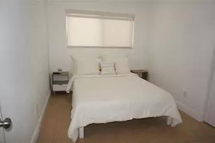 9220 SW 56th St, Miami, FL 33165 - Photo 19