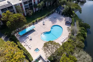 2206 S Cypress Bend Dr, Pompano Beach, FL 33069 - Photo 31