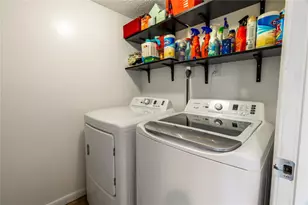 2206 S Cypress Bend Dr, Pompano Beach, FL 33069 - Photo 29