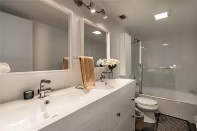 2206 S Cypress Bend Drive #803, Pompano Beach, FL 33069 - Photo 3