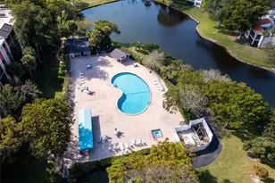 2206 S Cypress Bend Dr, Pompano Beach, FL 33069 - Photo 31