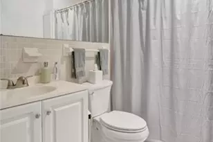 6750 NE 21st Rd, Fort Lauderdale, FL 33308 - Photo 11