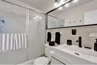 6750 NE 21st Road #123, Fort Lauderdale, FL 33308 - Photo 9