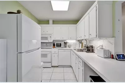 6750 NE 21st Road #123, Fort Lauderdale, FL 33308 - Photo 3