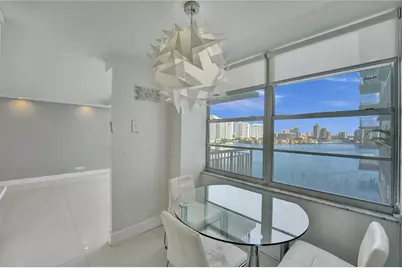 301 174th Street #1401, North Miami Beach, FL 33160 - Photo 9