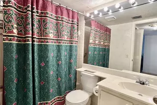 9691 N Belfort Cir, Fort Lauderdale, FL 33321 - Photo 21