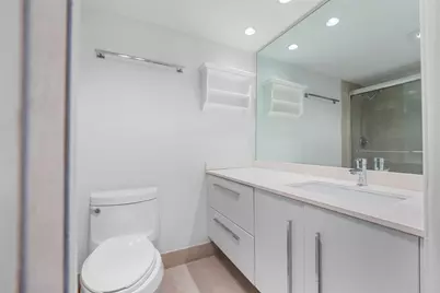 535 Oaks Drive #508, Pompano Beach, FL 33069 - Photo 11