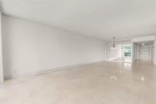 535 Oaks Dr, Pompano Beach, FL 33069 - Photo 17