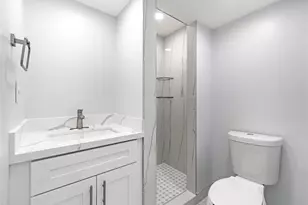 361 S Hollybrook Dr, Pembroke Pines, FL 33025 - Photo 7